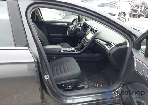 2018 Ford Fusion Se z USA, uszkodzony, nr VIN 3FA6P0HD0JR109594